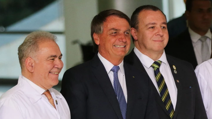 Ministério da Saúde quer que vítimas de estupro sejam investigadas após aborto Ministério da Saúde quer que vítimas de estupro sejam investigadas após aborto