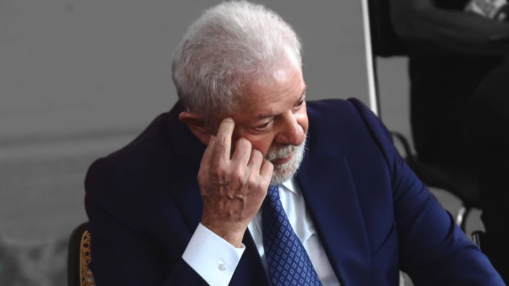 Lula copia Bolsonaro e financia terraplanismo contra as drogas