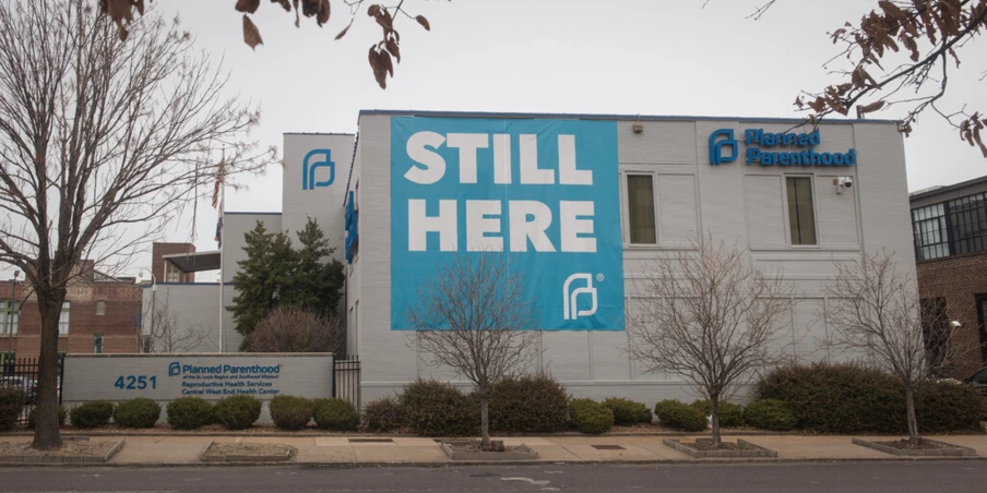 O Centro de Serviços de Saúde Reprodutiva da Planned Parenthood em St. Louis, em março de 2022. O Centro de Serviços de Saúde Reprodutiva da Planned Parenthood em St. Louis, em março de 2022.