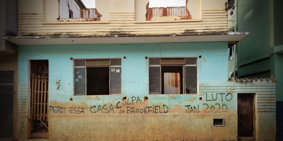 Casa destruída por enchente na cidade de Raul Soares. Casa destruída por enchente na cidade de Raul Soares.