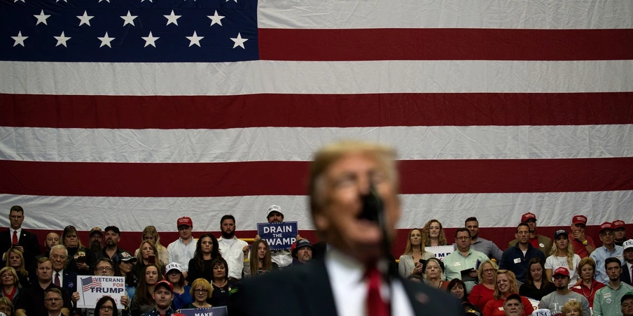 O presidente americano Donald Trump fala em um comício do Make America Great Again em Chattanooga, Tennessee, no dia 4 de novembro.
